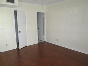 Building Photo - 2270 NE 68th St