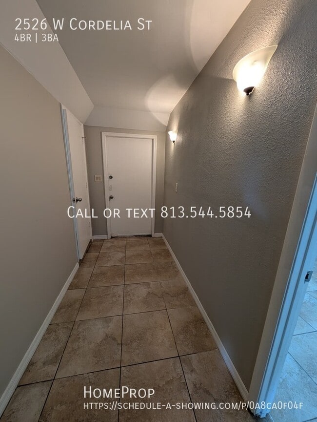 Building Photo - 2526 W Cordelia St