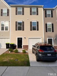 Building Photo - 1030 Romeria Dr