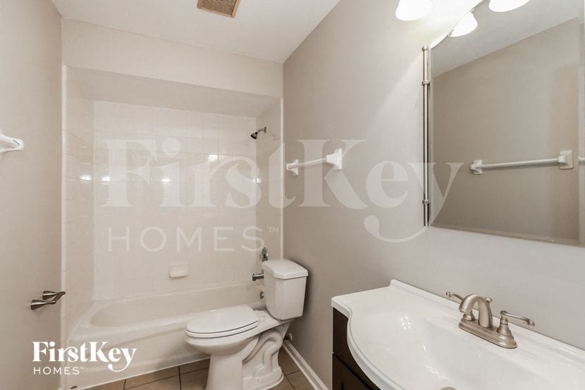 Building Photo - 3321 Citation Dr