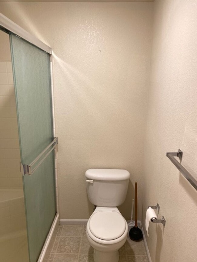 Building Photo - 2210-2214 ARLINGTON