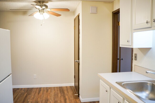 Building Photo - Spacious 1-Bed Surrounded by Tall Trees & Just Blocks from Popular Multnomah Village!