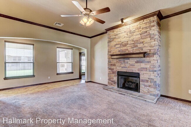 Building Photo - 3 br, 2.5 bath House - 13305 NW 5th