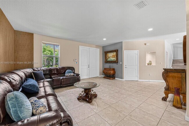 Primary Photo - 28323 SW 129th Ct