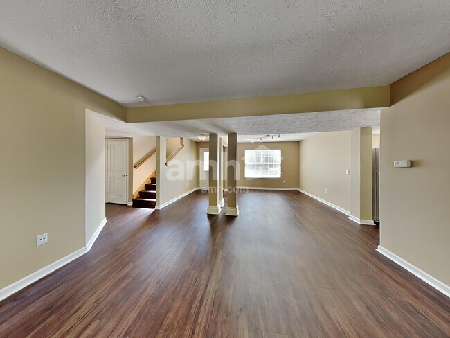 Building Photo - 12700 Hearthstone Dr