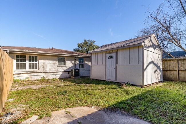 Building Photo - 3514 Mattye Maye Dr