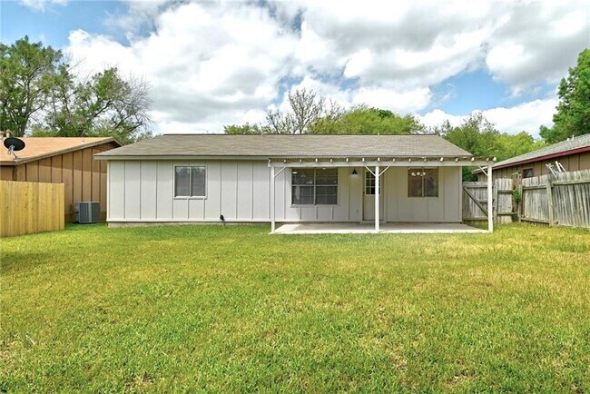 Building Photo - 7303 Sir Gawain Dr