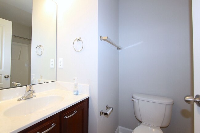 Building Photo - 3 Story Townhome near Brier Creek!