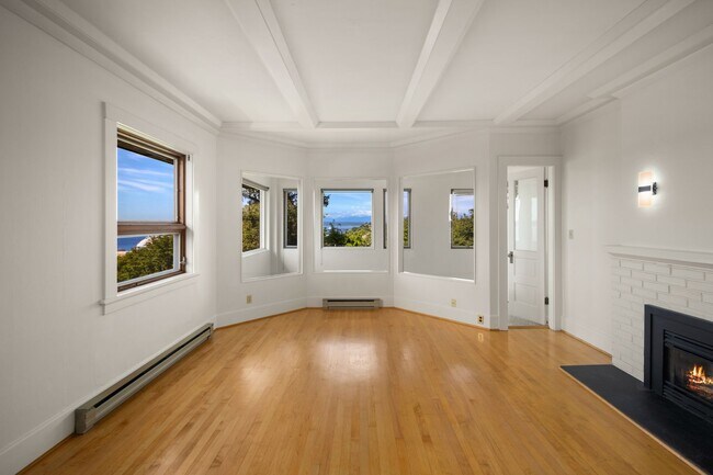 Building Photo - KIRKLAND ROSEHILL