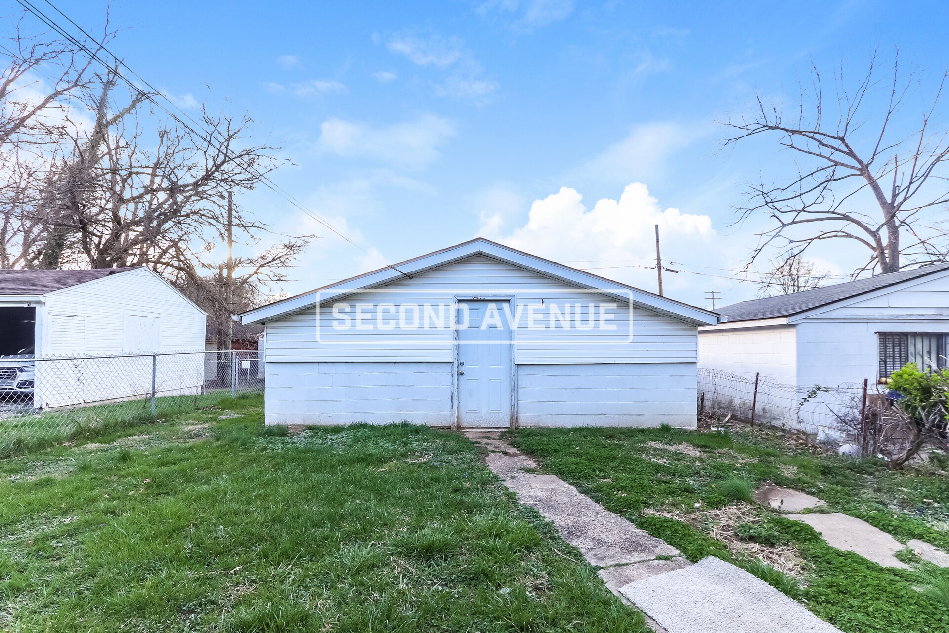 Building Photo - 302 Cecil Ave