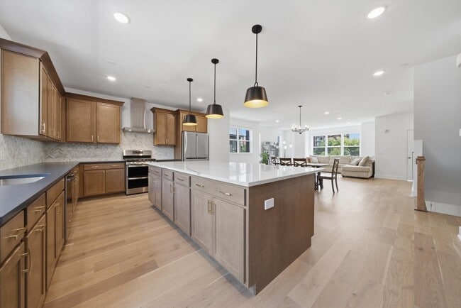 Building Photo - 8367 Mulberry Ave