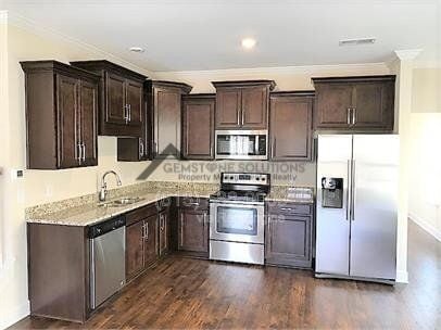 Building Photo - 1529 Winding Creek Dr