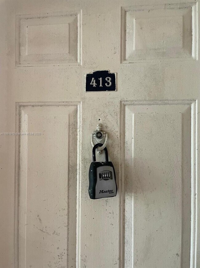 Building Photo - 15315 SW 106th Terrace