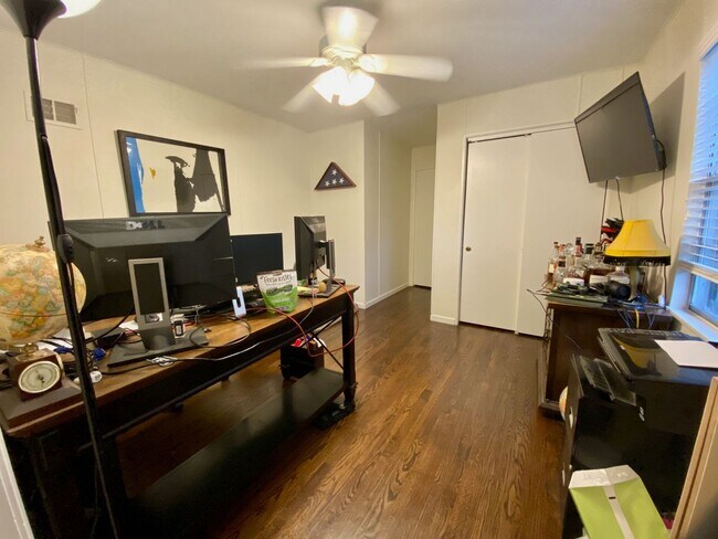 Building Photo - 7622-7624 MAIN STREET