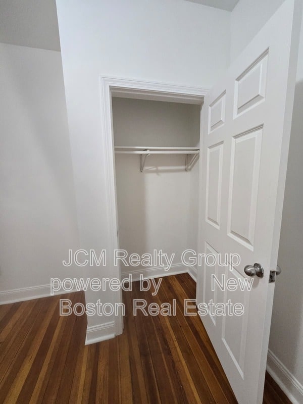 Building Photo - 138 Chestnut St