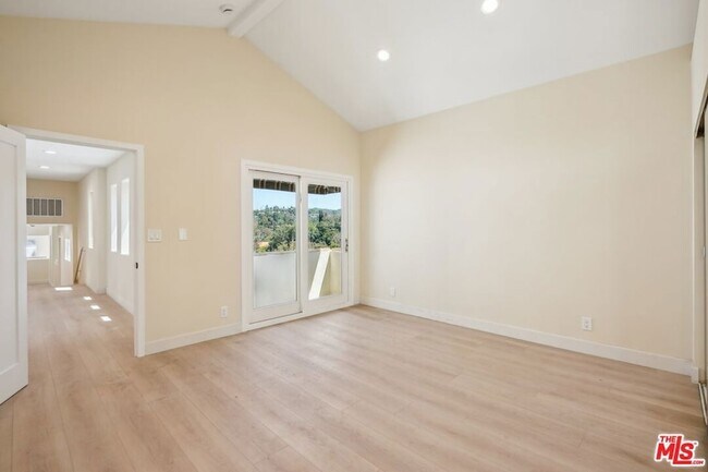 Building Photo - 5131 Campo Rd