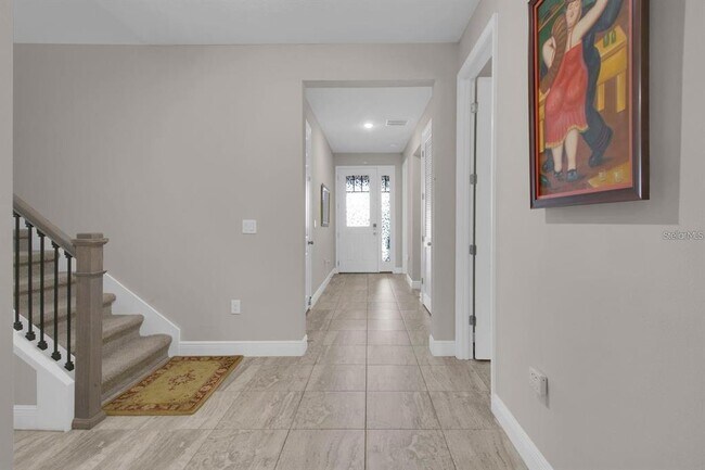 Building Photo - 2487 Empress Dr
