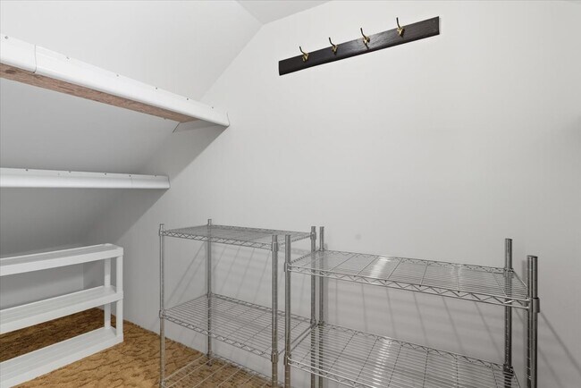 Building Photo - 69 E Grand Ave