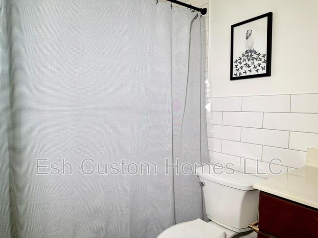 Building Photo - 437 W Grant St