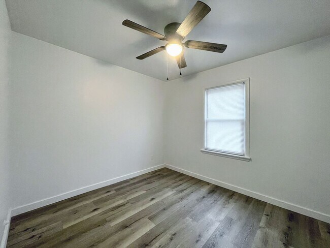 Building Photo - Snyder’s Sweet Spot: Modern Comfort Meets Country Charm