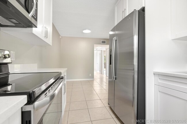 Building Photo - 400 Nottingham Cir