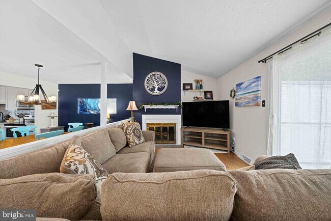 Building Photo - 3415 Pebble Beach Dr