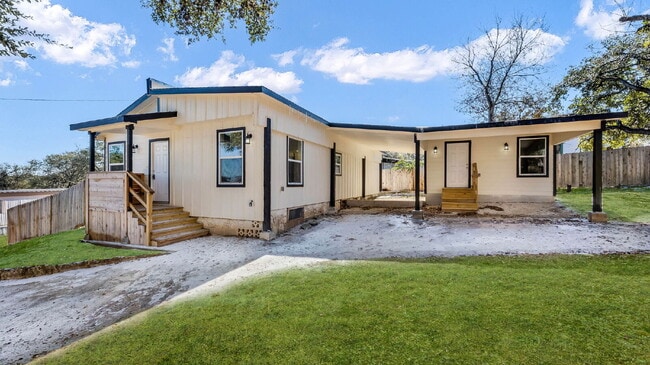 Building Photo - 474 Ridge Haven St