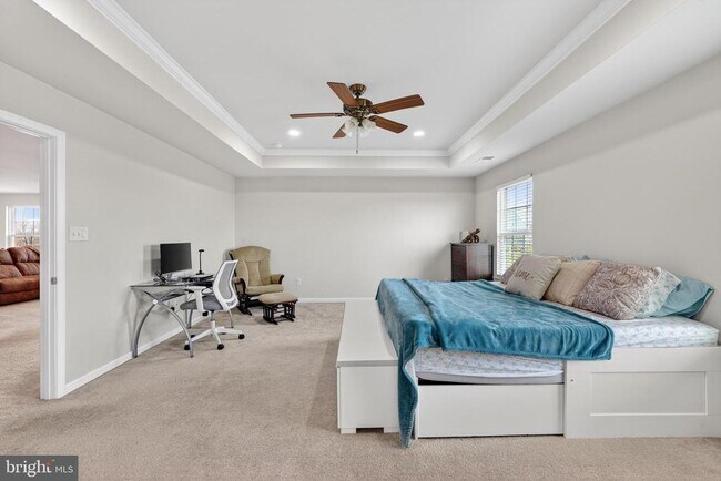 Building Photo - 40 Gina Dr