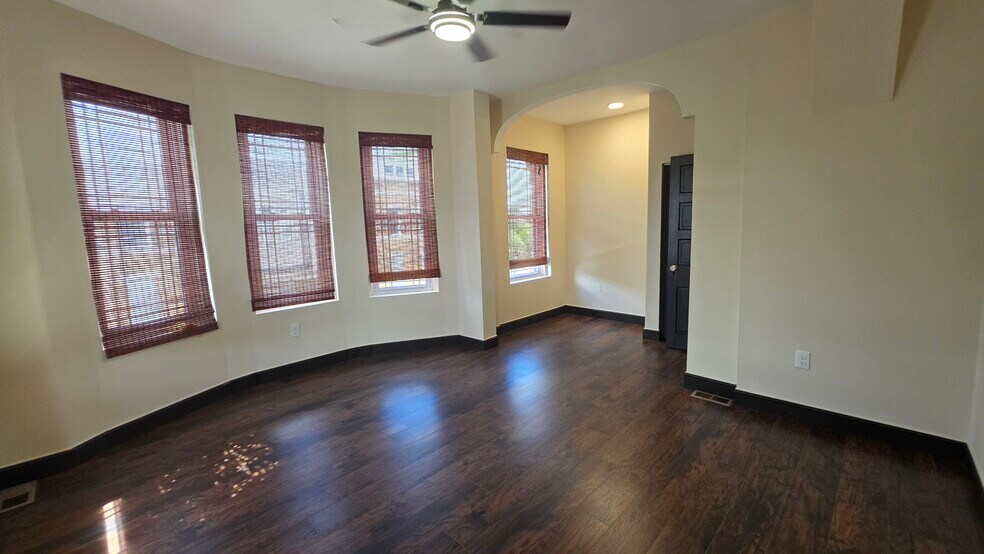 Building Photo - 178 Brunswick Ave