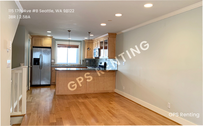 Building Photo - 115 17th Ave