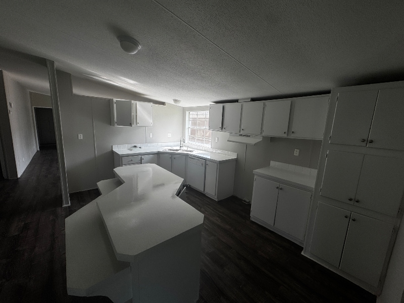 Building Photo - 151 Fox Meadow Dr