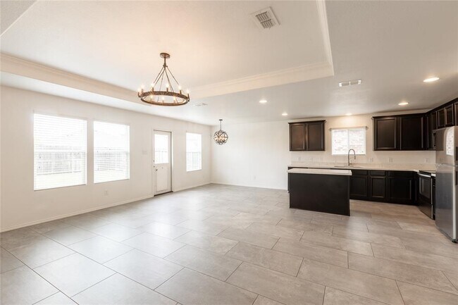 Building Photo - 3105 Adrian Creek Dr