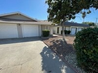 Building Photo - Great 2 Bedroom 1 Bath