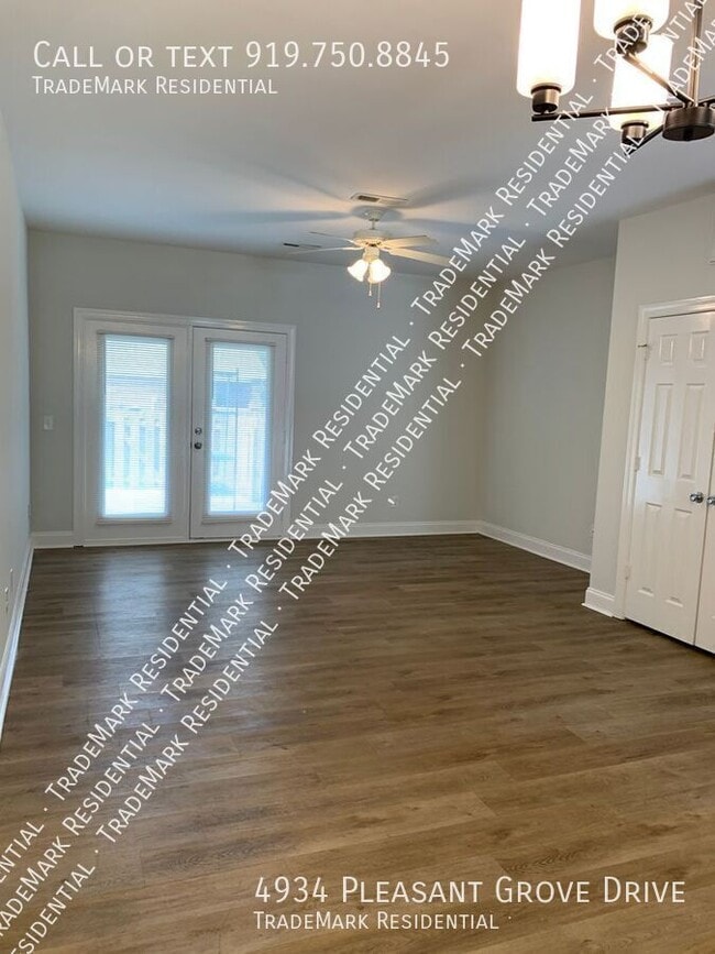 Building Photo - 4934 Pleasant Grove Dr