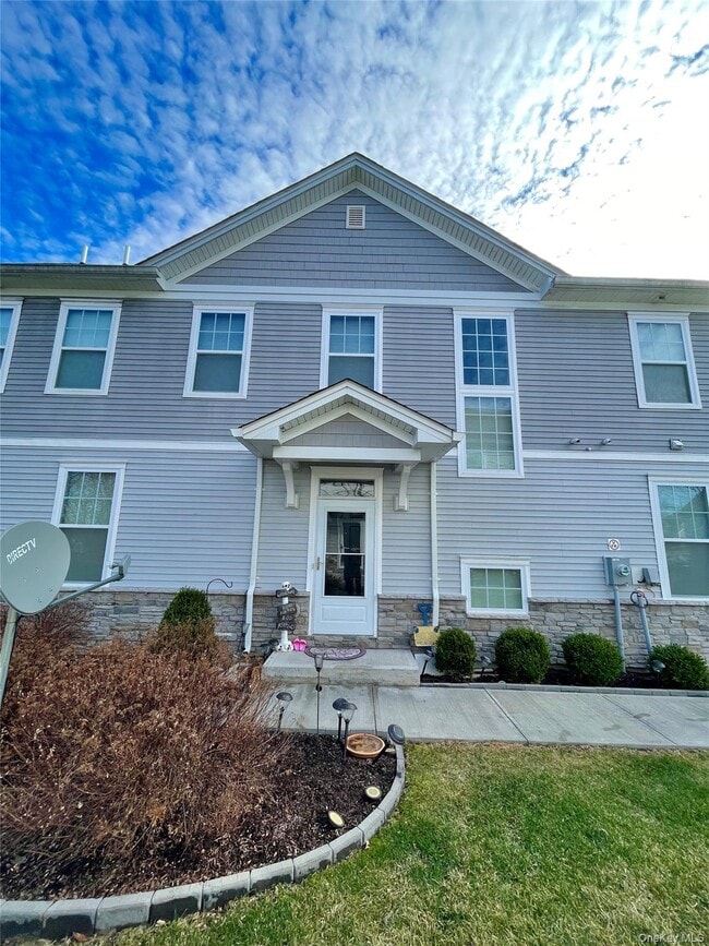 Building Photo - 141 Meadow View Dr