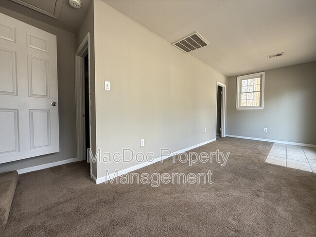 Building Photo - 265 Butler Rd