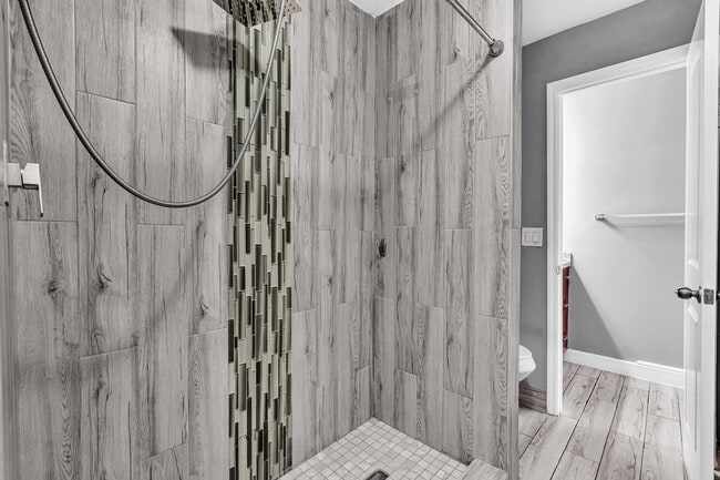 Building Photo - 1263 SW 46th Ave