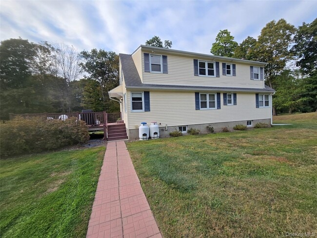 Building Photo - 202 Peekskill Hollow Rd