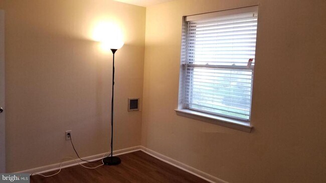 Building Photo - 200 Prince Frederick St