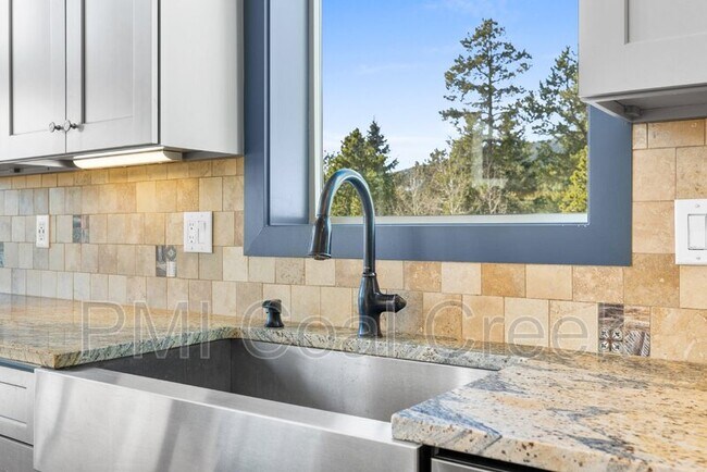 Building Photo - 145 Rudolph Ranch Road