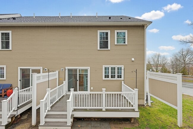 Building Photo - 161 US-1