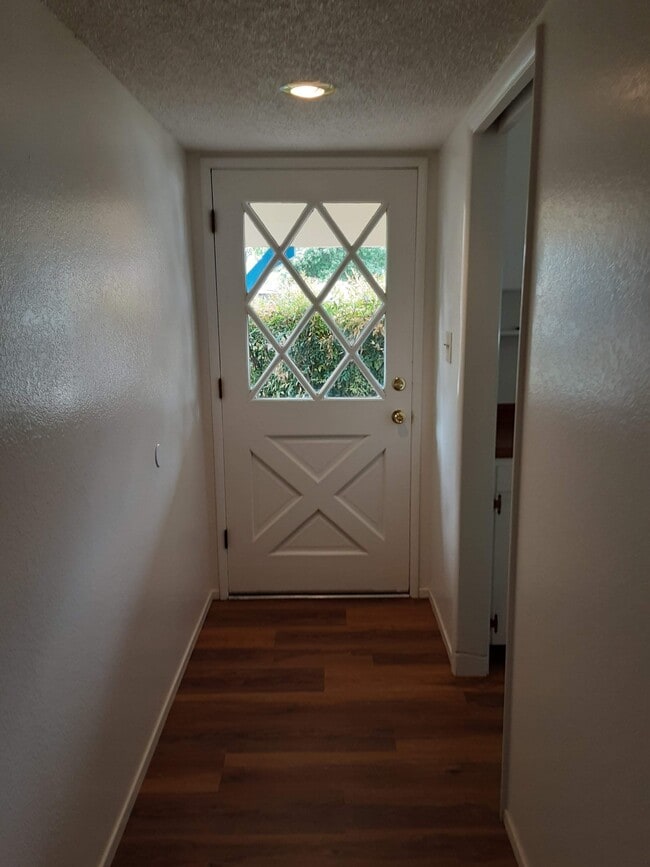Building Photo - 1630 El Cerrito Dr