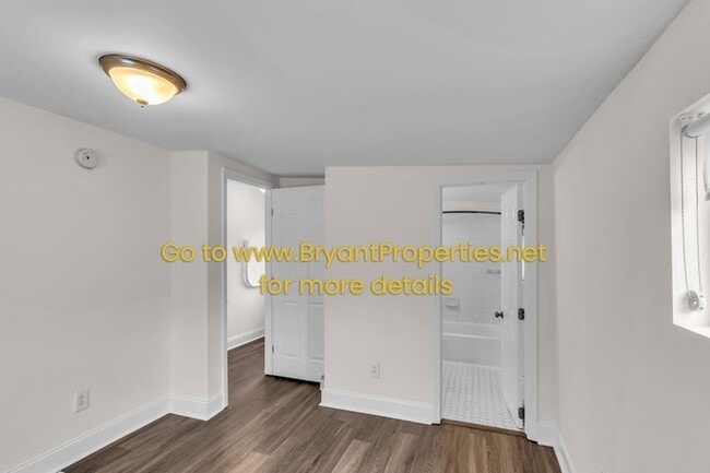 Building Photo - 1421 Electric Ave