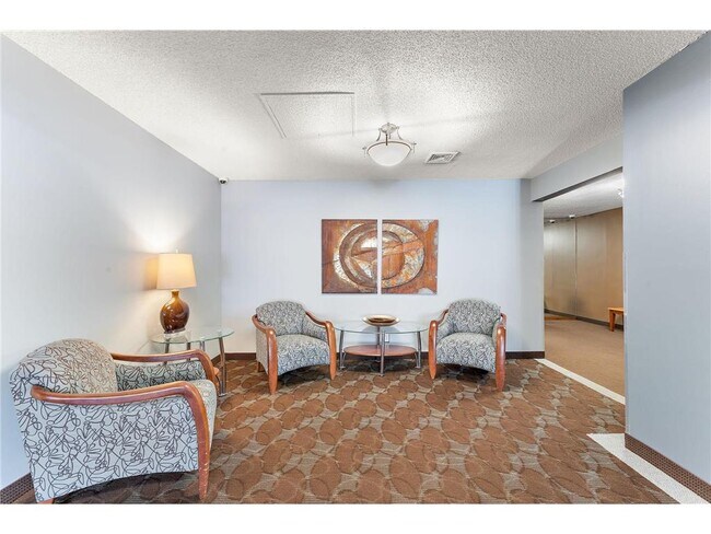 Building Photo - 311 Pleasant Ave