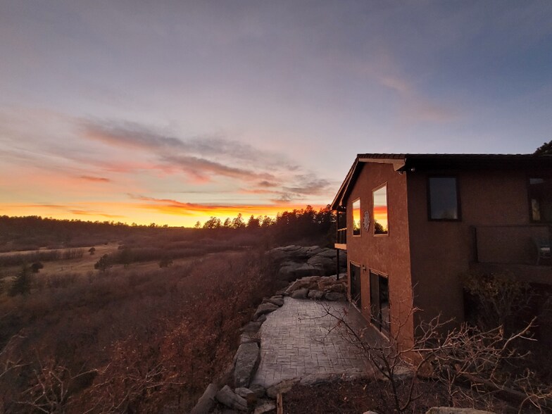 Building Photo - 7920 E Greenland Rd