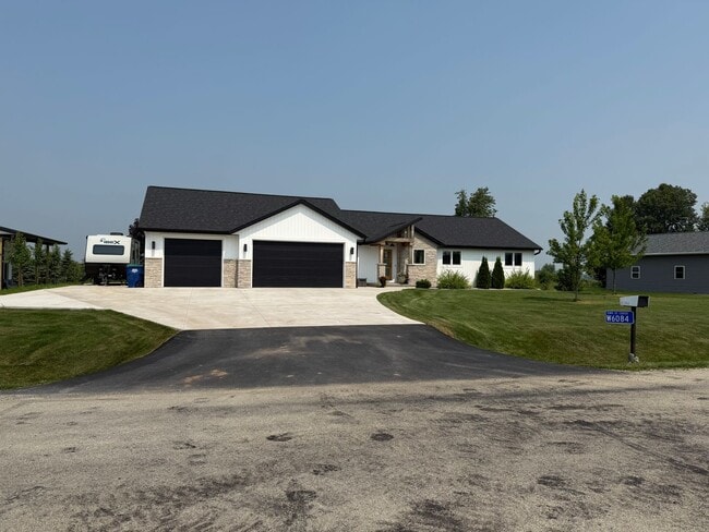 Building Photo - Executive Rental – Custom 5-Bedroom, 3.5-B...