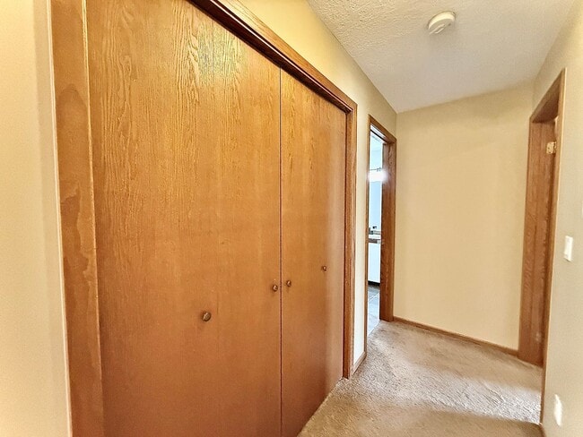 Building Photo - Jeremy Ranch Retreat – Available Now