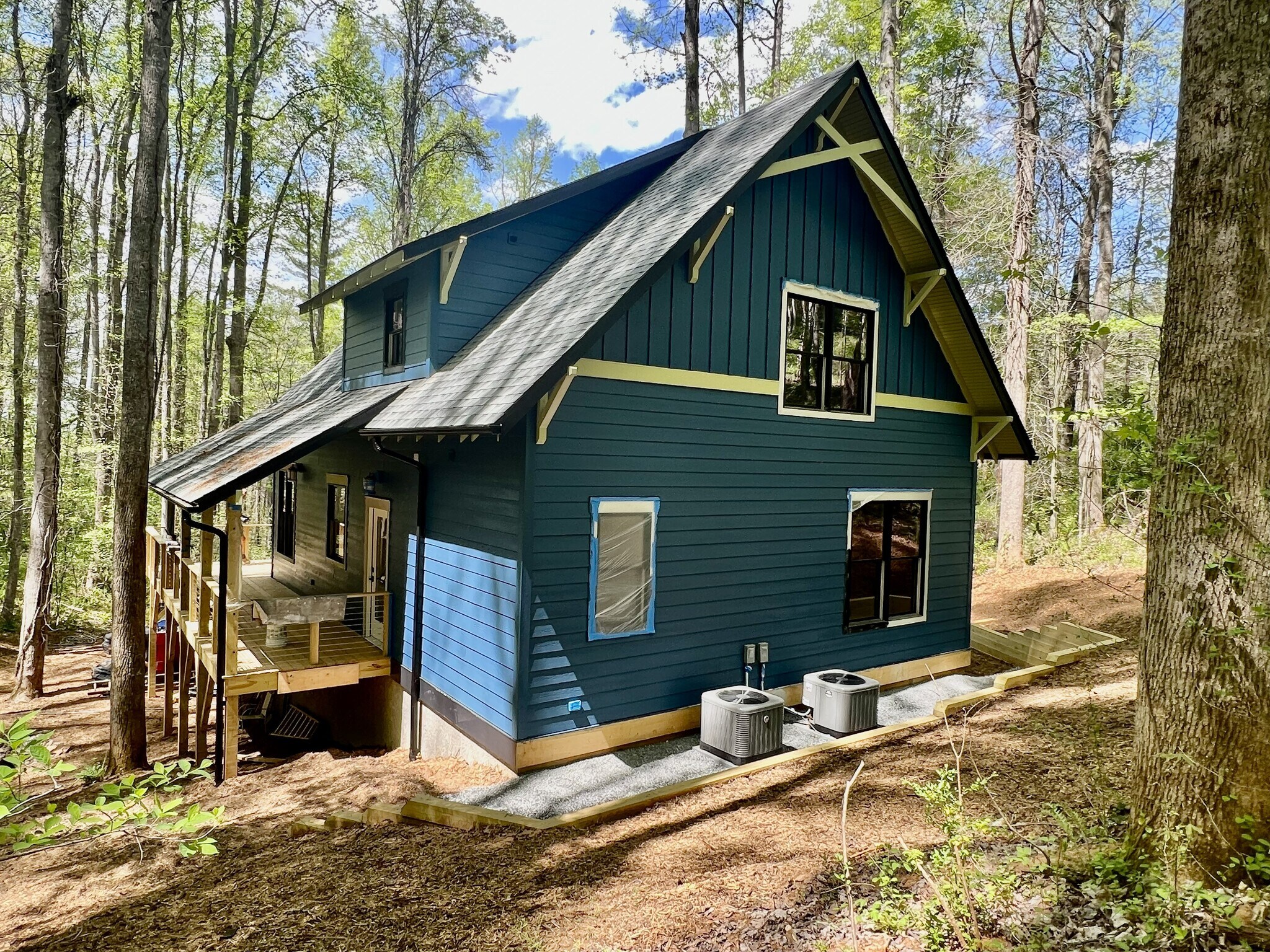 Building Photo - 52 Crest Circle Dr