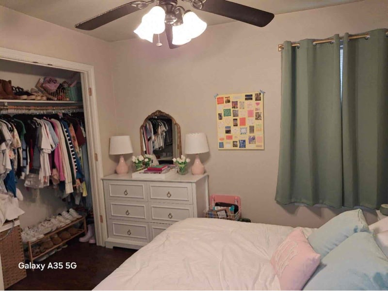 Building Photo - 129 Richards St