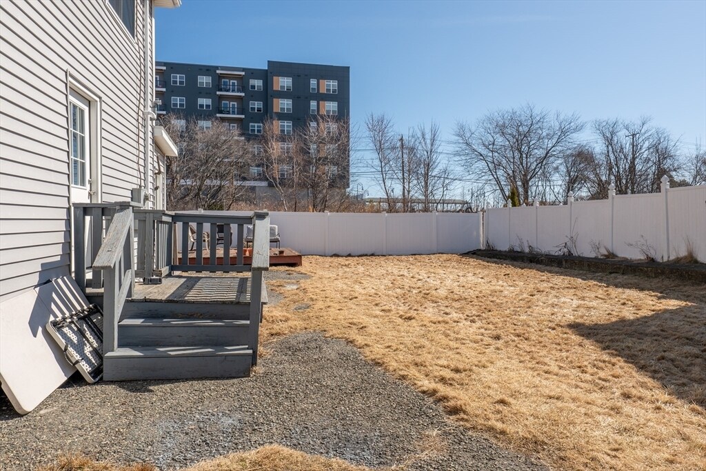 Building Photo - 21 Loring Rd